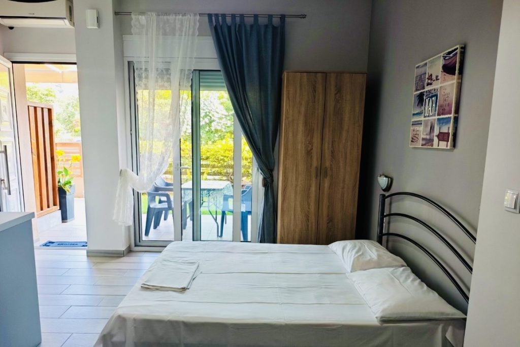 Soso Studios & Apartments - Modern Studio